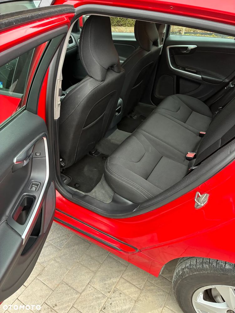 Volvo V60 D4 Drive-E Kinetic - 21