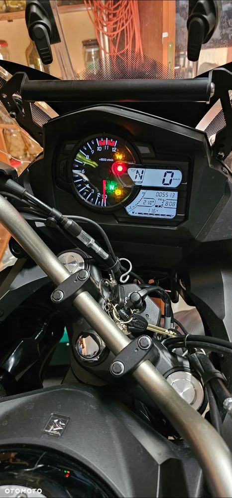Suzuki V-STROM - 11