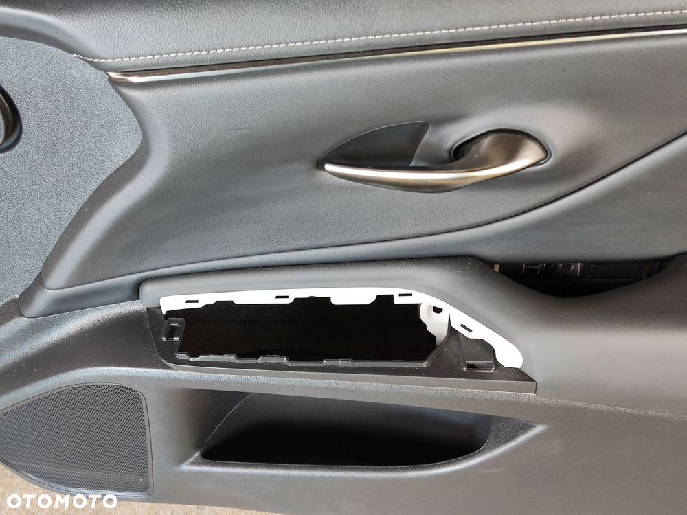 LEXUS ES od 2018r Fotele Kanapy Boczki Skórzane - 21