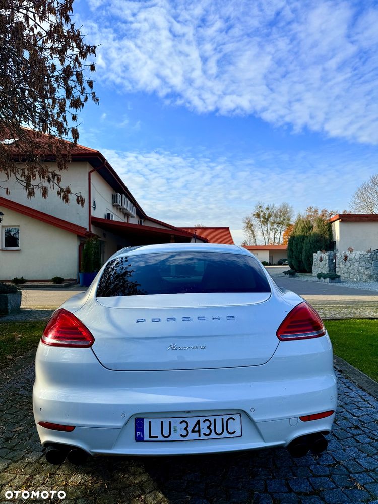 Porsche Panamera Diesel - 16