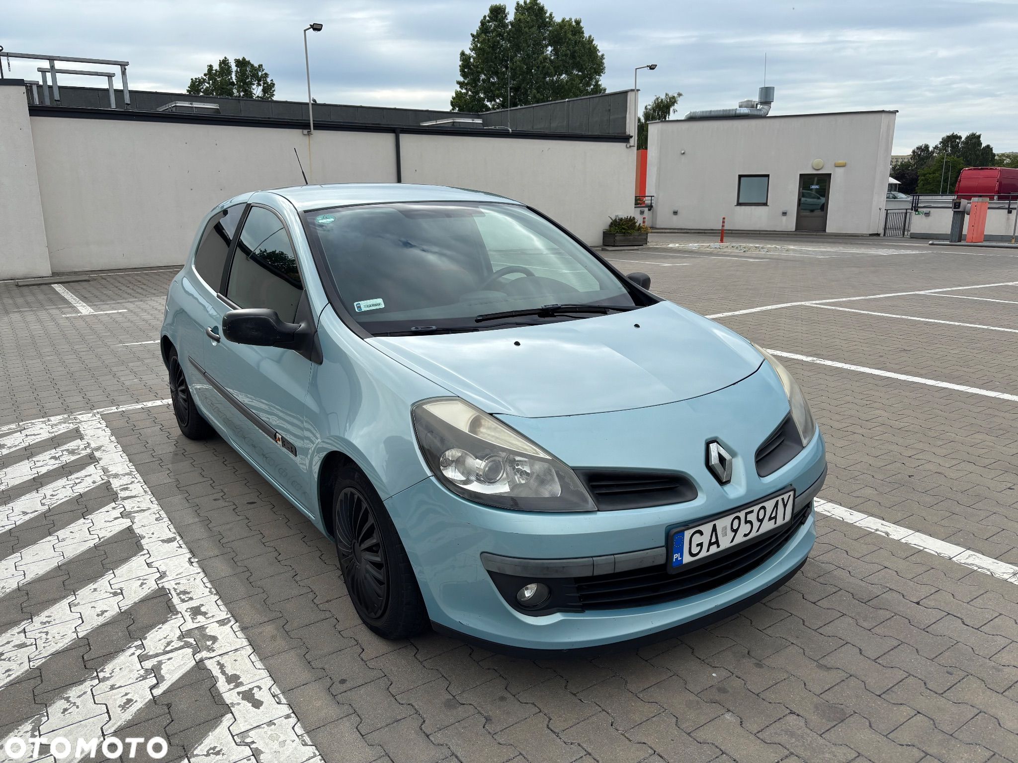 Renault Clio 1.2 16V 75 Collection - 1