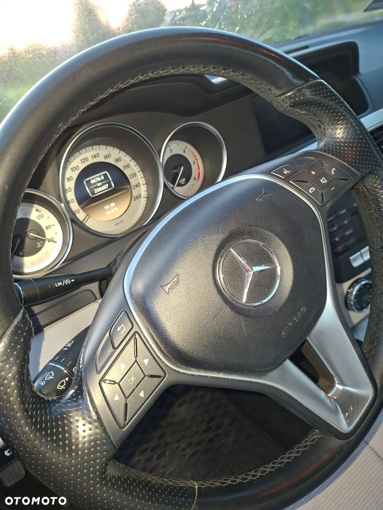 Mercedes-Benz Klasa C 200 CDI BlueEff Avantgarde - 7