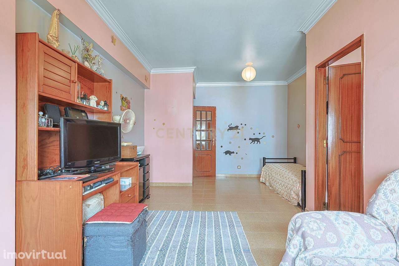 Apartamento T1 com Vista Panorâmica no Seixal - Grande imagem: 4/25