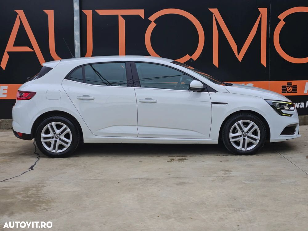 Renault Megane Blue dCi 116 Zen - 8