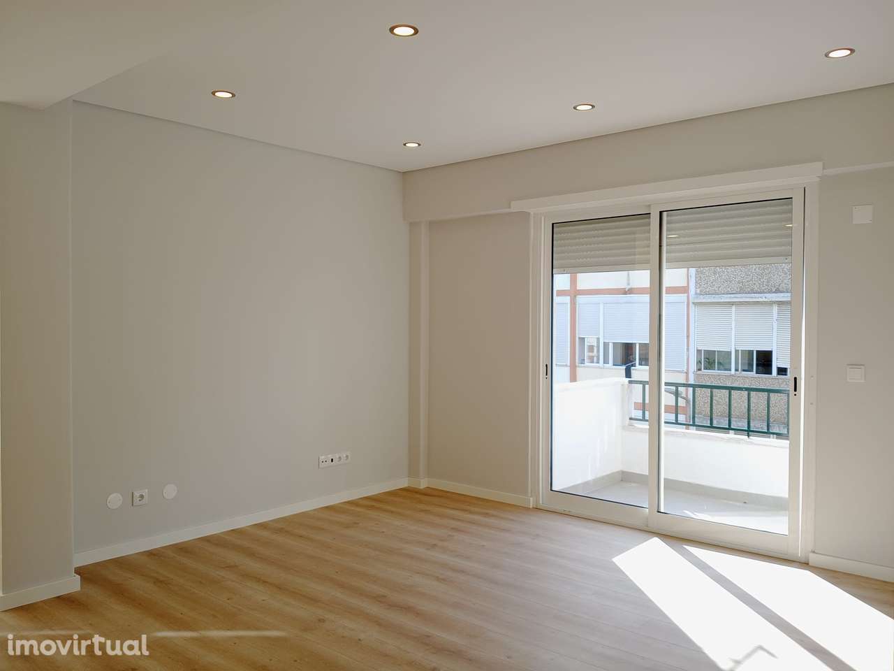 Apartamento, 2 quartos, Amadora, Damaia de Baixo - Grande imagem: 3/13