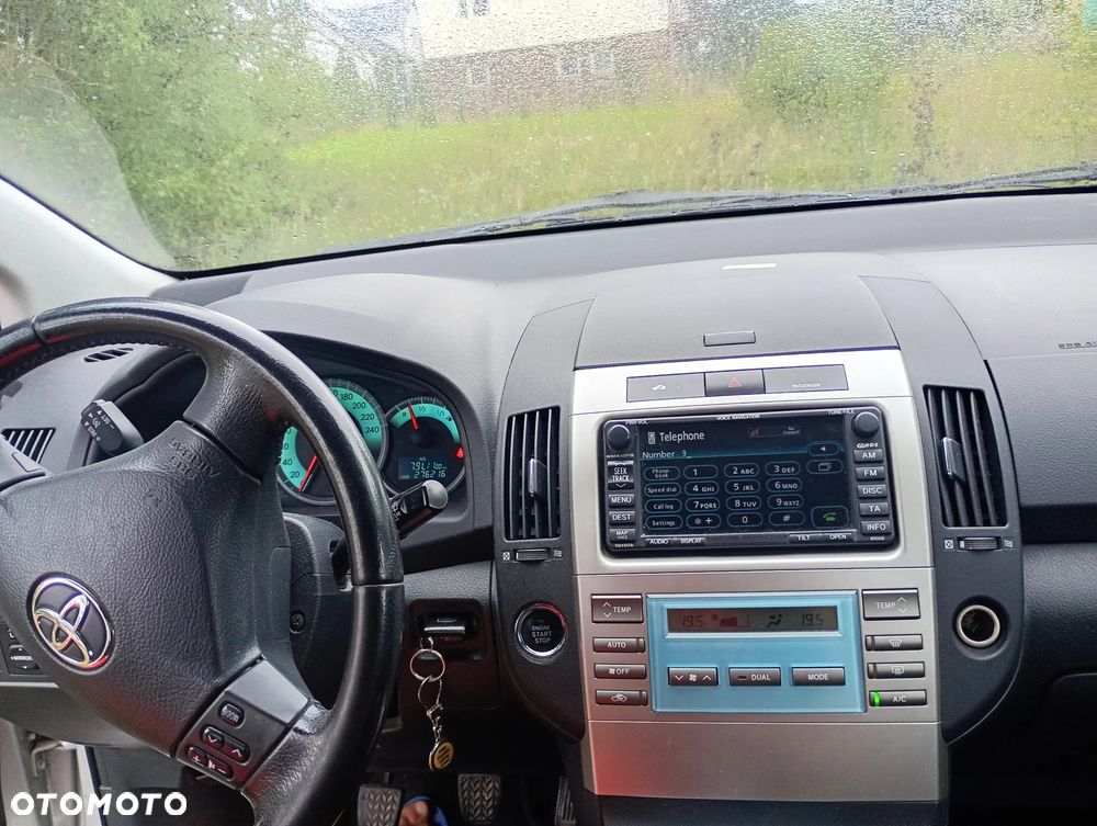 Toyota Corolla Verso 2.2 D-4D Sol 7os - 32