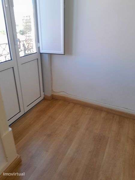 Apartamento para arrendar na Graça,Lisboa - Grande imagem: 2/3