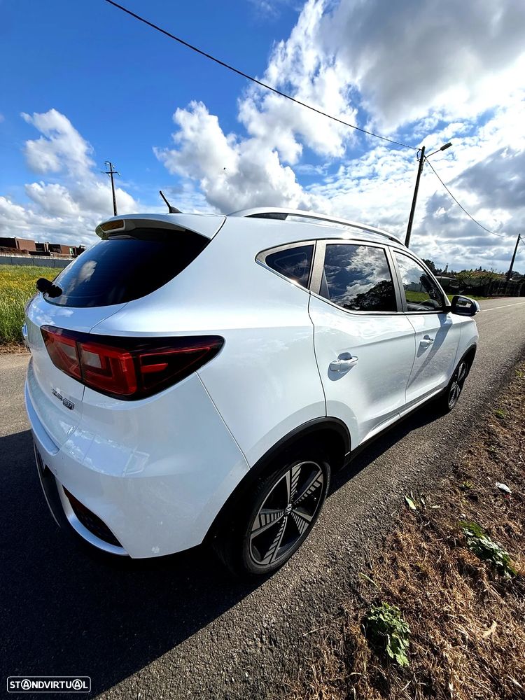 MG ZS Luxury - 5
