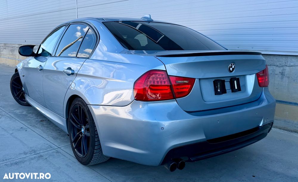 BMW Seria 3 320d DPF Aut. Edition Exclusive - 26