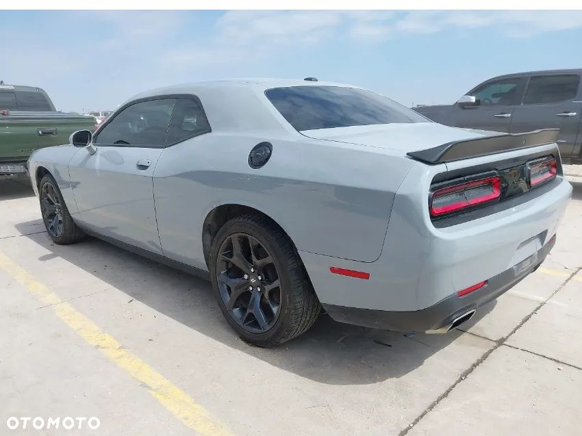 Dodge Challenger 3.6 SXT - 2