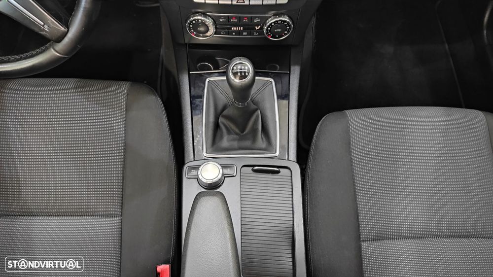 Mercedes-Benz C 220 CDi Avantgarde BlueEfficiency - 28