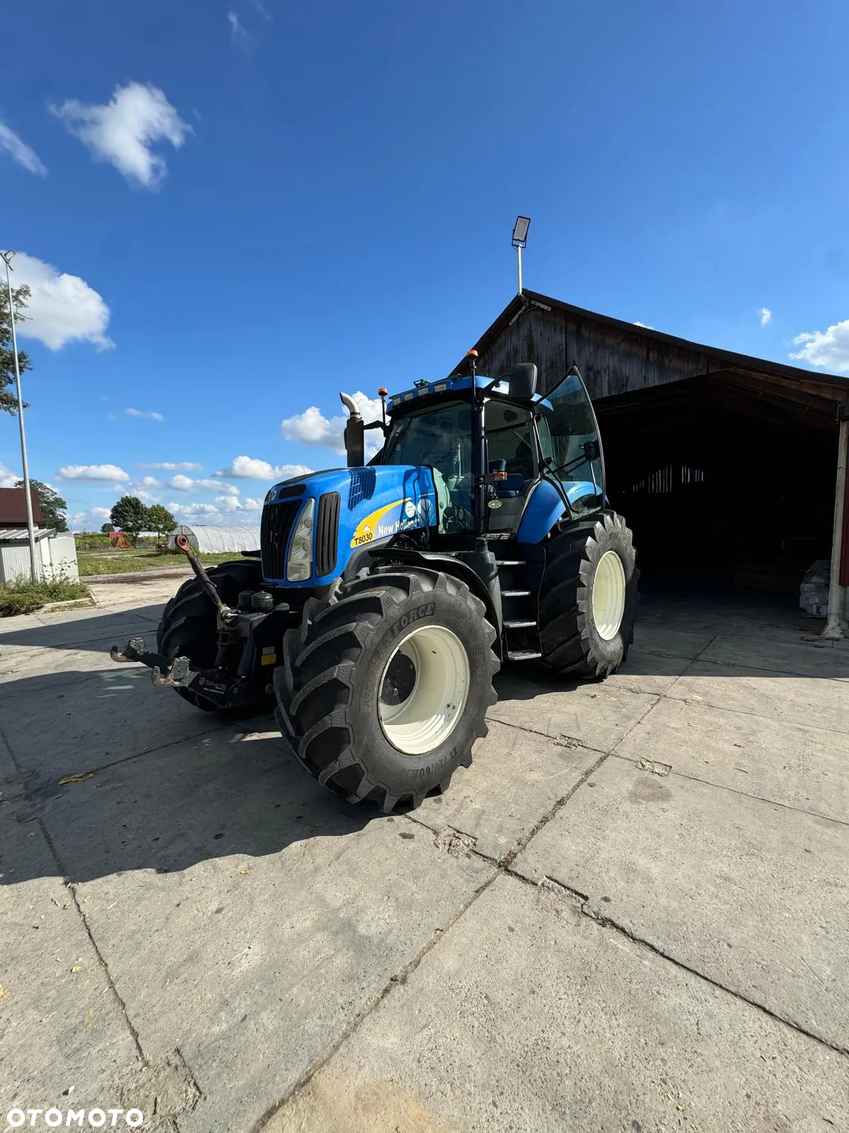 New Holland T8030 - 8