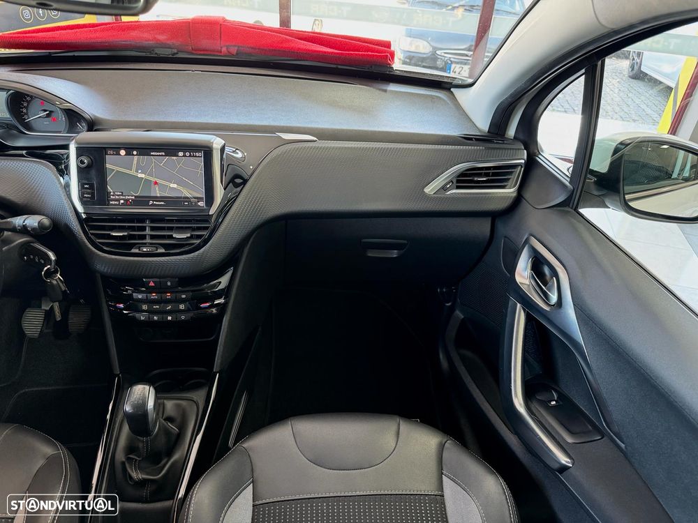 Peugeot 2008 PureTech 110 Stop&Start Allure - 20