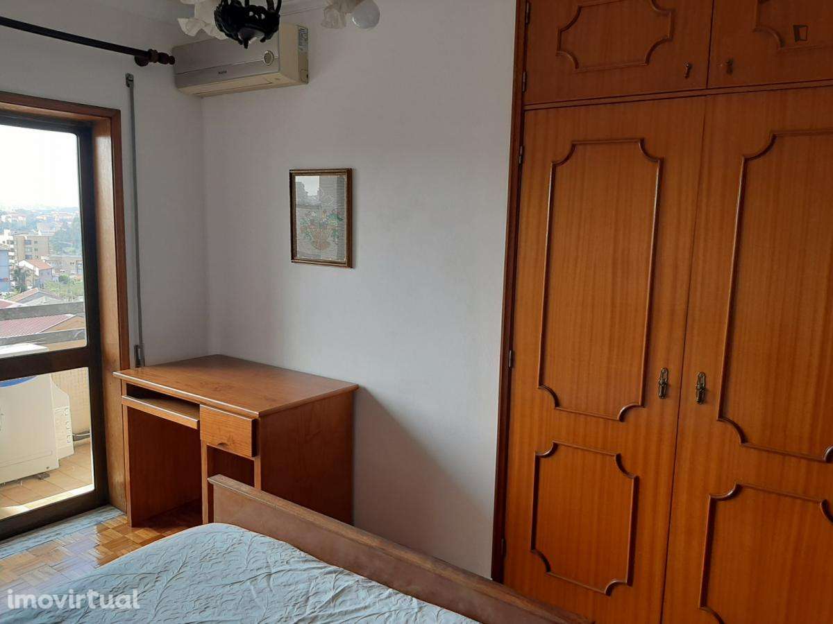 Quarto - localizado em Rio Tinto Porto - Grande imagem: 4/18