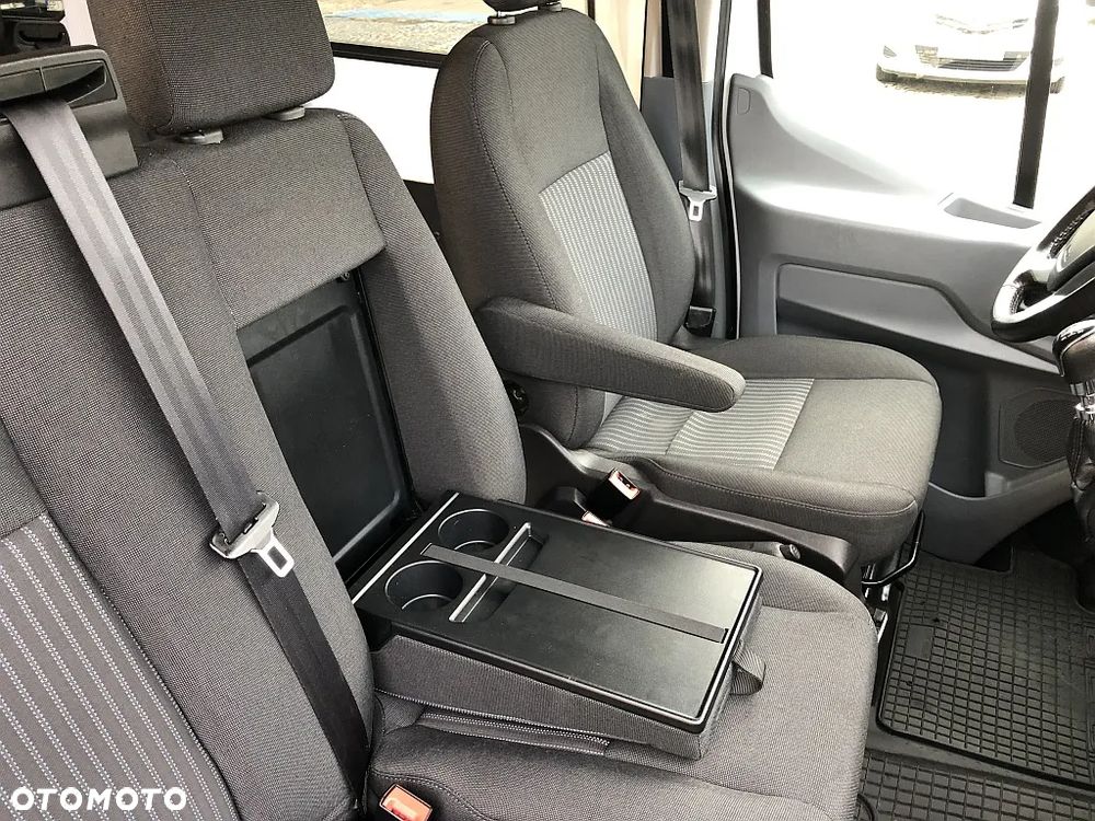 Ford Transit Kombi L3H2 Limited - 29