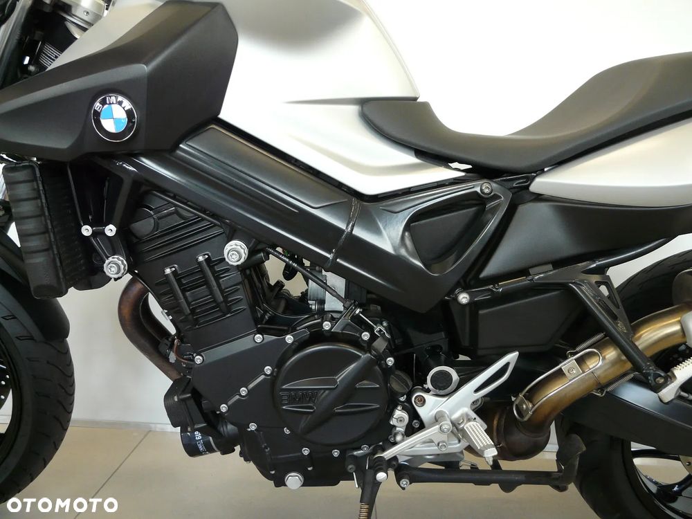 BMW F - 9