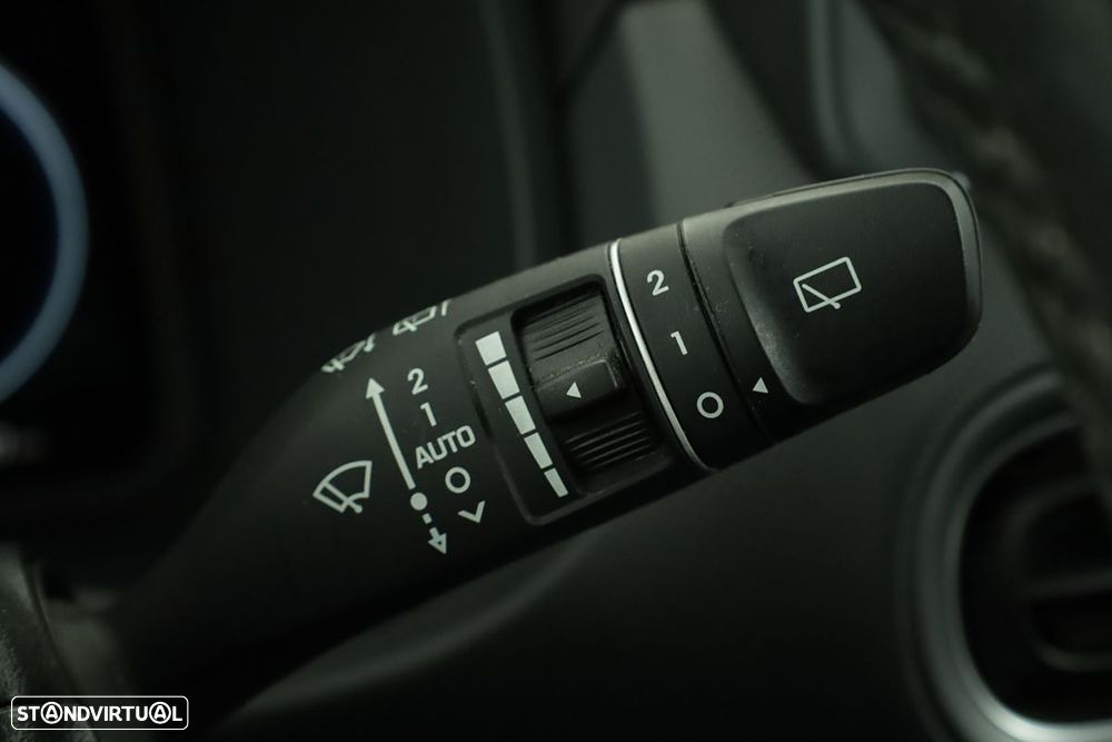 Hyundai Kauai 1.6 GDi HEV Premium - 18