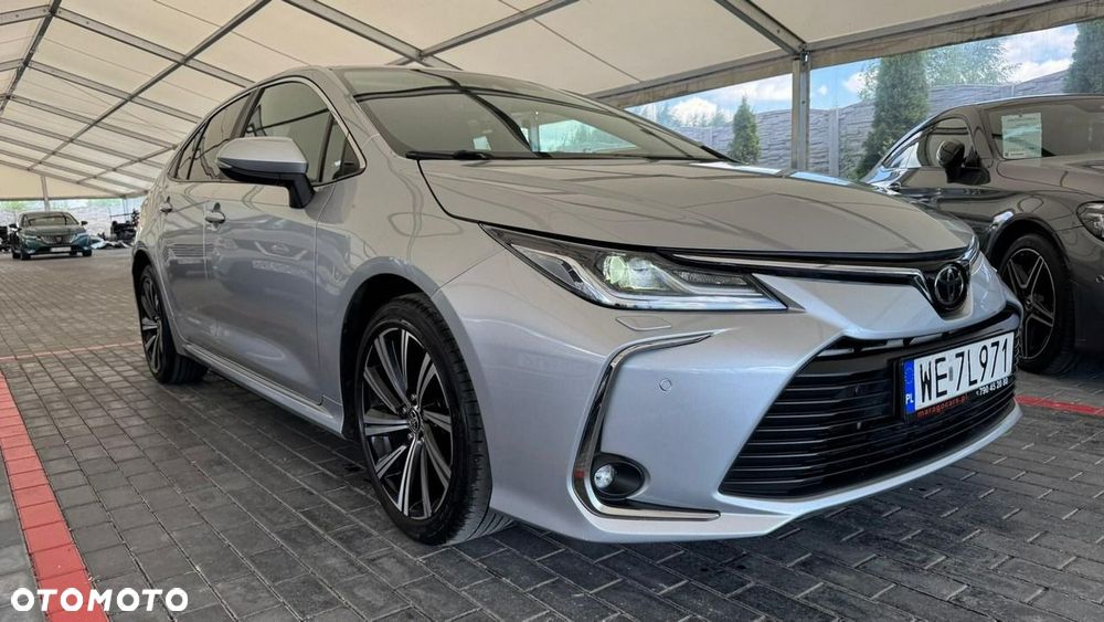 Toyota Corolla - 8