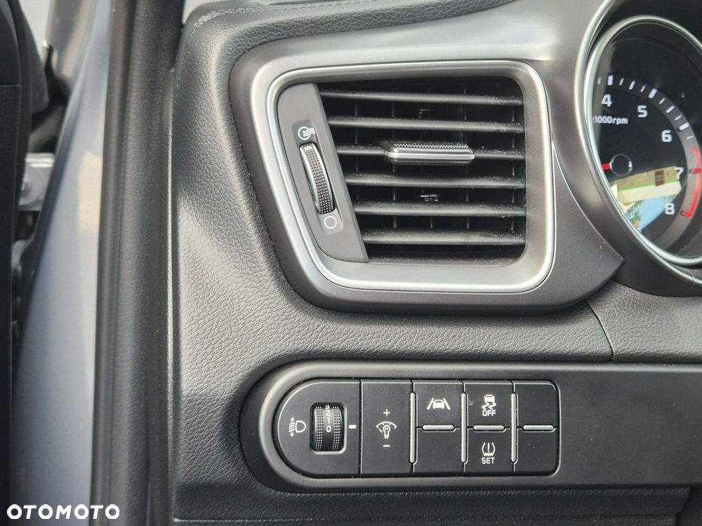 Kia XCeed 1.5 T-GDI M DCT - 28
