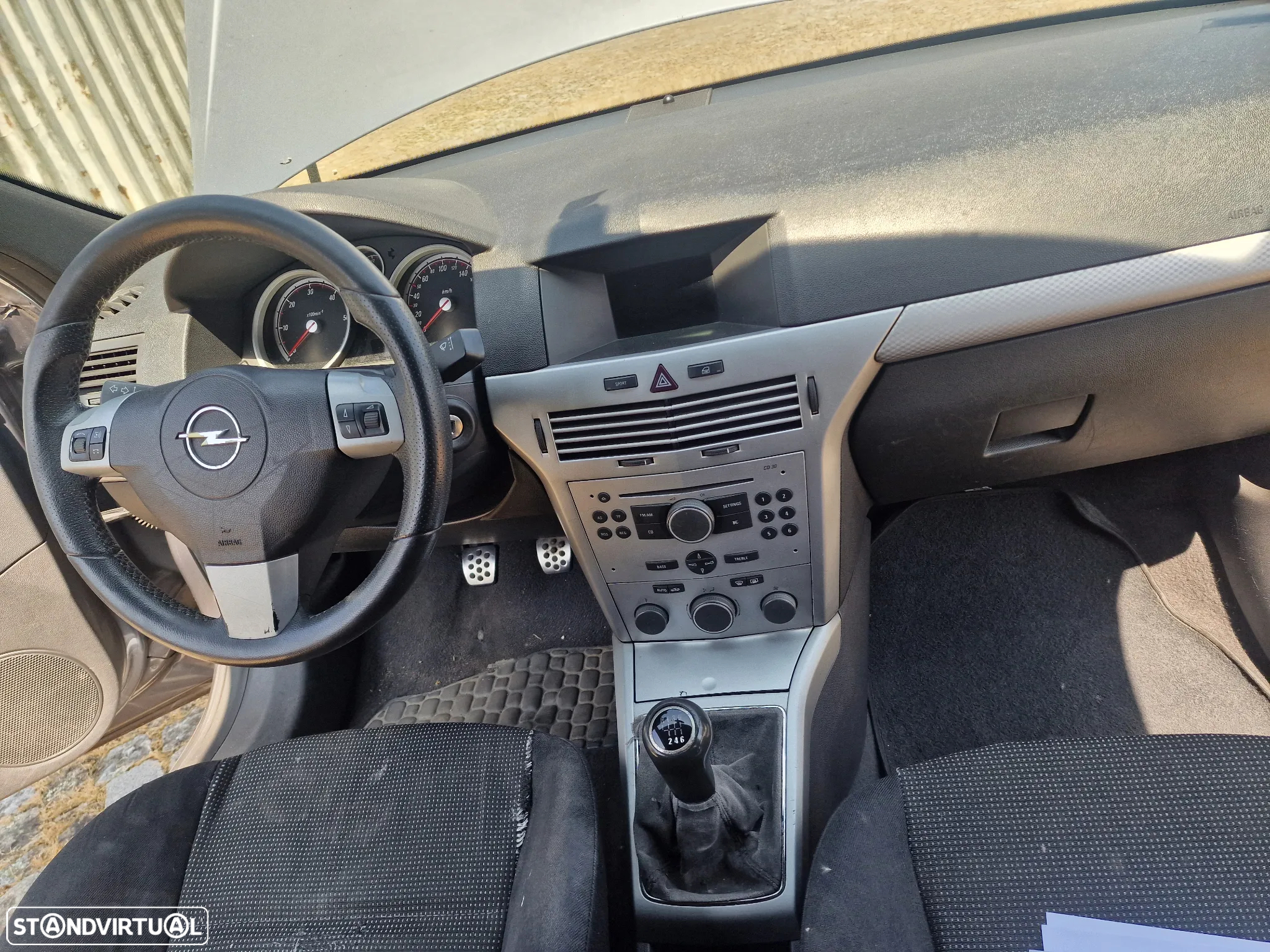 Opel Astra GTC 1.7 CDTi - 9