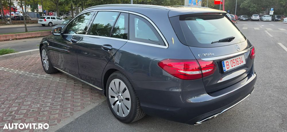 Mercedes-Benz C - 4