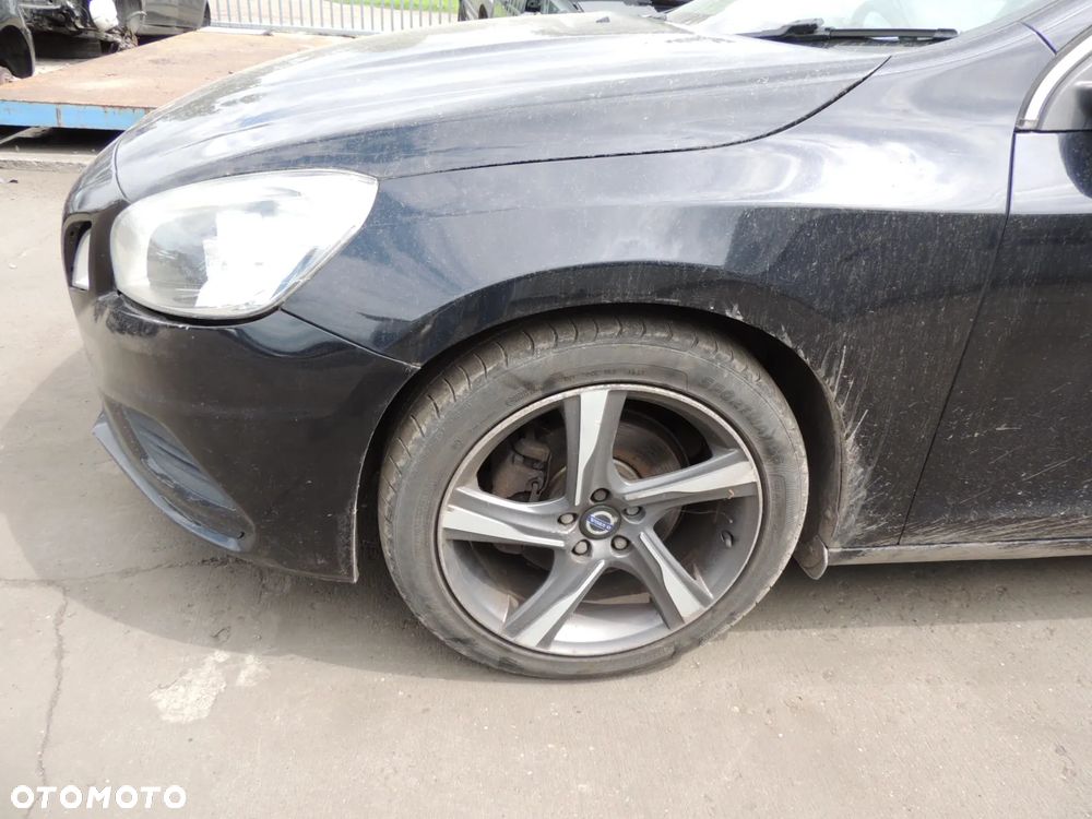 Zderzak maska błotnik Volvo S60 V60 2012 - 9