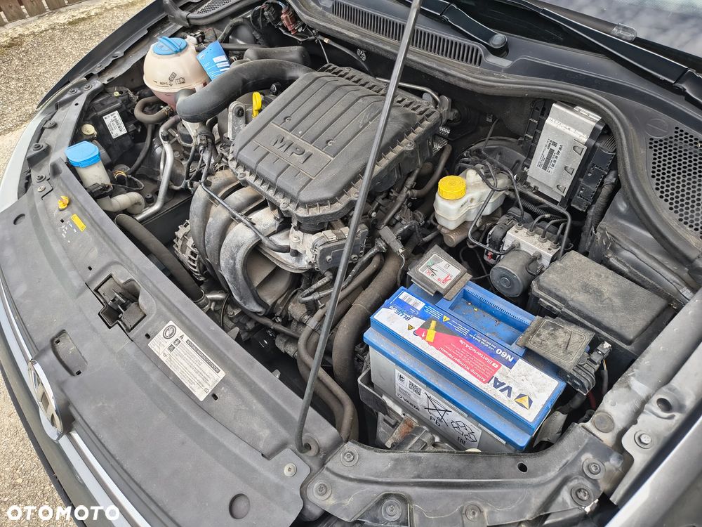Volkswagen Polo - 11