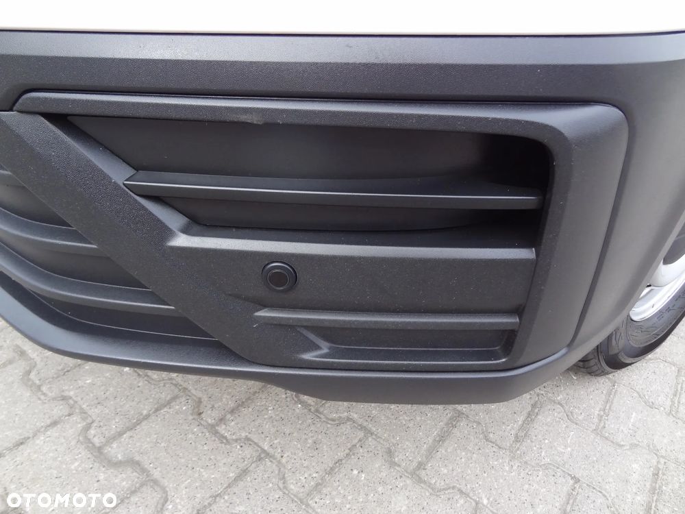 Volkswagen Crafter 2 L2H1 Furgon 35 Średni IDEALNY Salon Polska! - 19