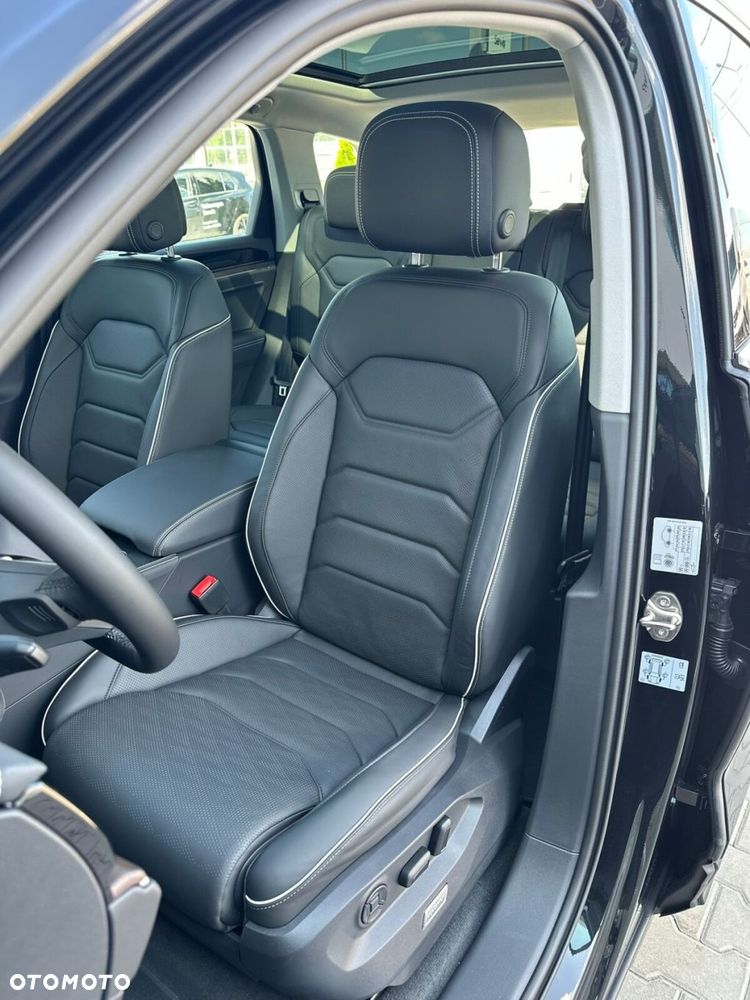 Volkswagen Touareg - 14