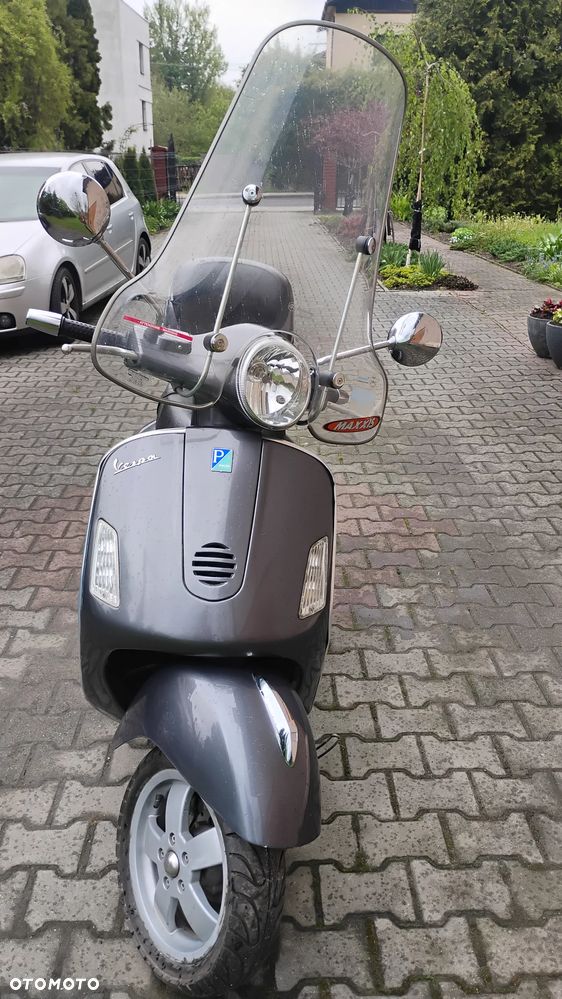 Piaggio Vespa - 1