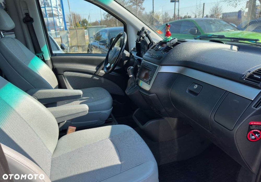 Mercedes-Benz Viano - 16