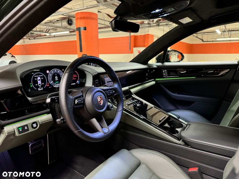 Porsche Panamera 4 E-Hybrid - 11