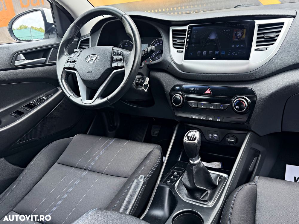 Hyundai Tucson blue 1.7 CRDi 2WD Style - 18