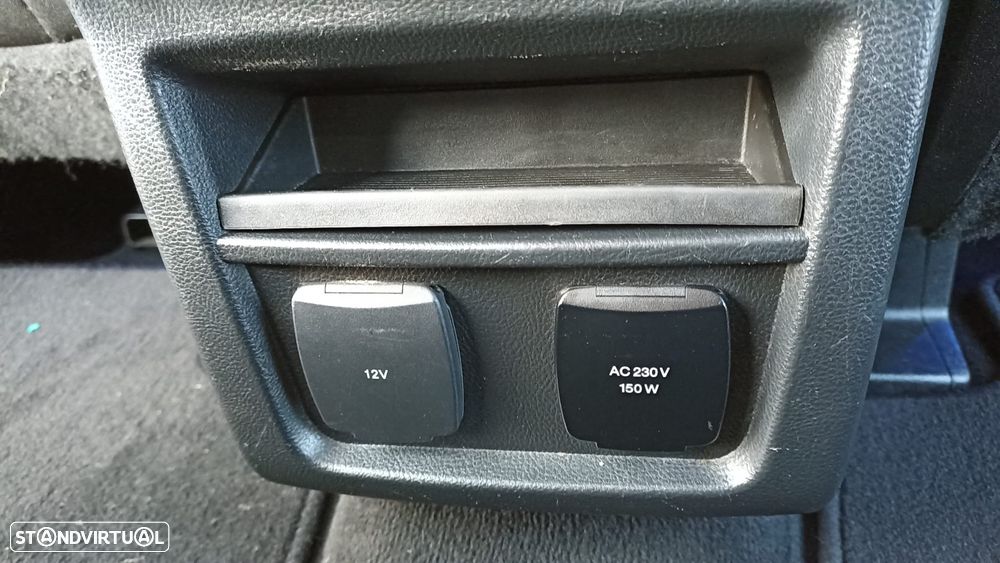 Ford S-Max 2.0 TDCi Titanium - 28