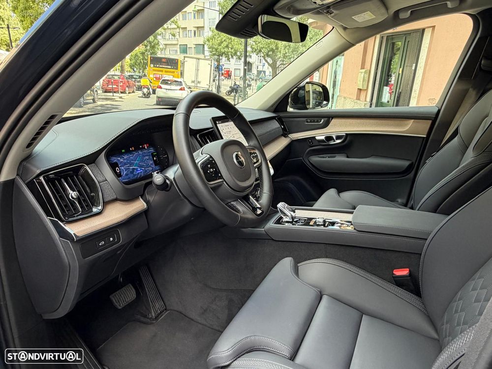 Volvo XC 90 T8 AWD Plus Bright - 24