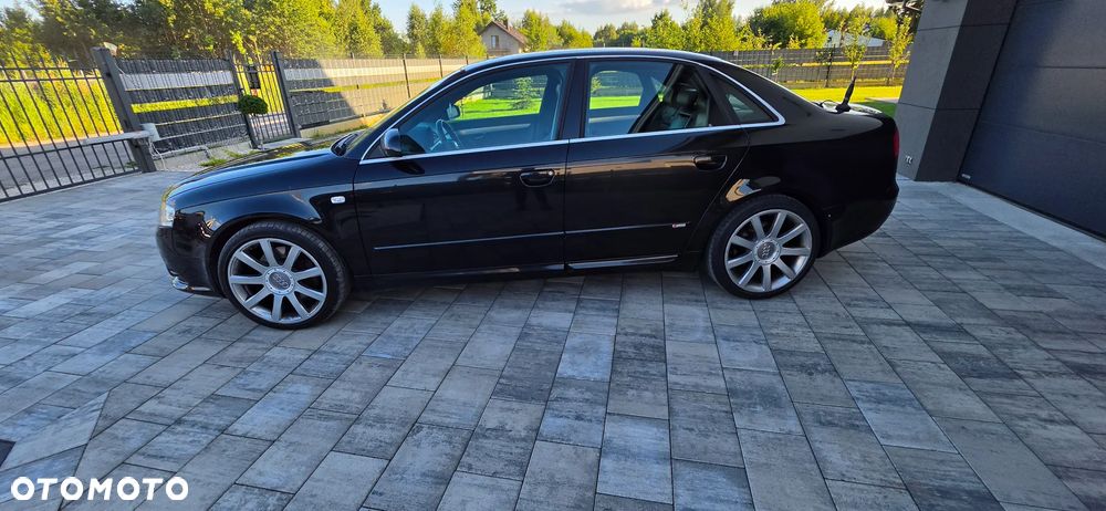 Audi A4 Limousine - 5