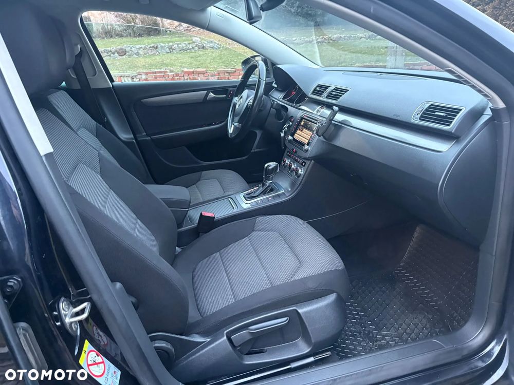 Volkswagen Passat 2.0 TDI DSG BlueMotion Technology Highline - 10