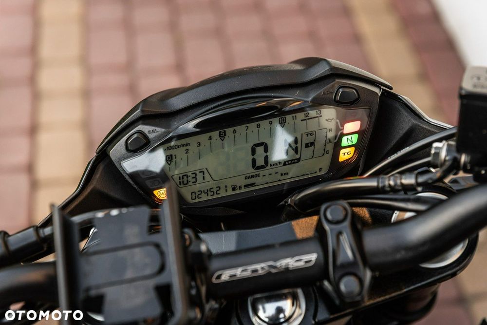 Suzuki GSX - 9