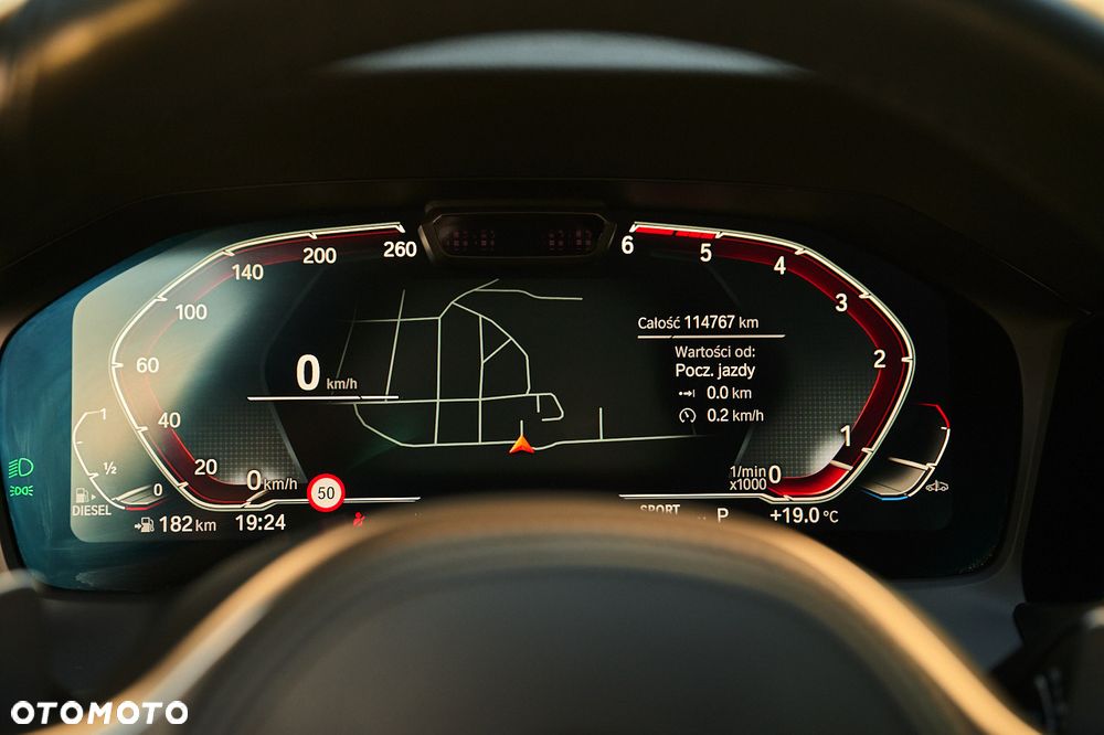 BMW Seria 3 320d xDrive mHEV M Sport sport - 24