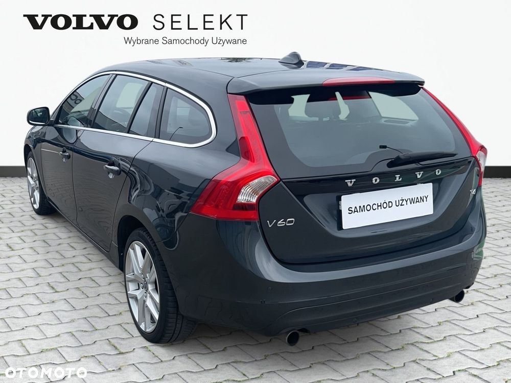 Volvo V60 - 11