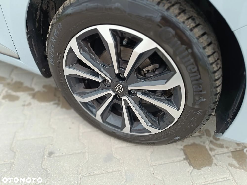 Renault Clio TCe 90 TECHNO - 8