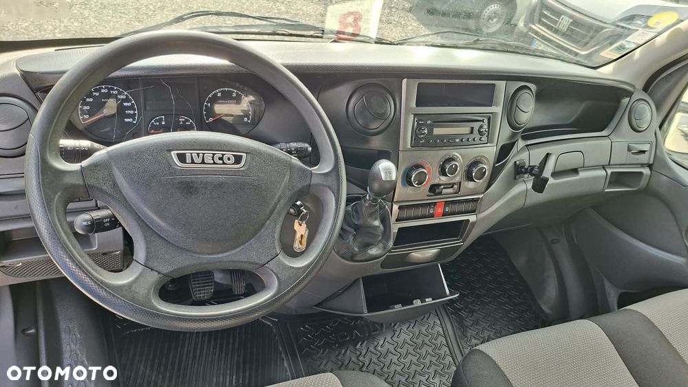 Iveco 35C13, 35C14, 35C15, 35S14, 35S16 - 12