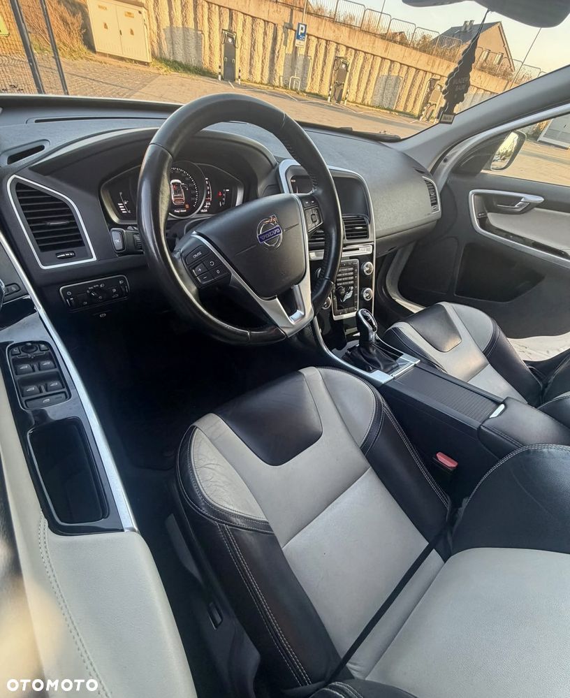 Volvo XC 60 D3 Drive-E Momentum - 7