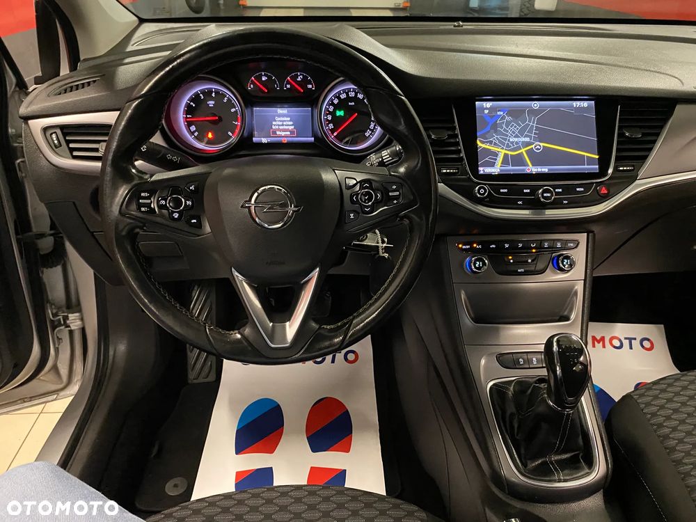 Opel Astra V 1.4 T Dynamic - 13