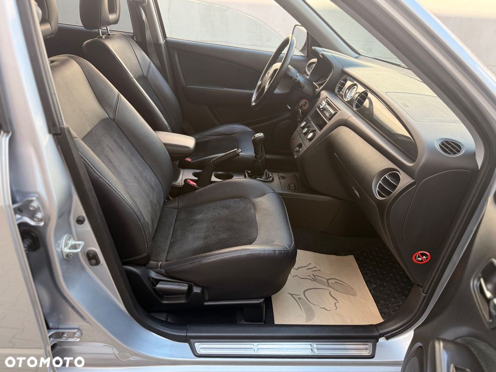 Mitsubishi Outlander 2.0 Turbo - 16
