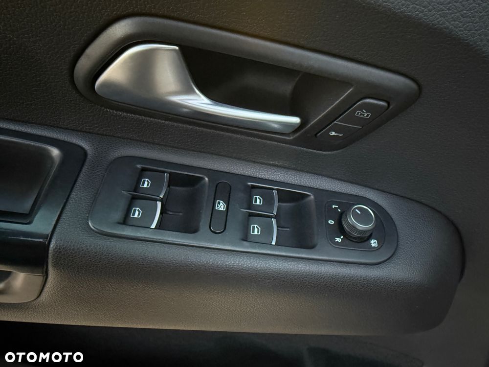 Volkswagen Amarok 3.0 V6 TDi 4MOTION Aventura - 26