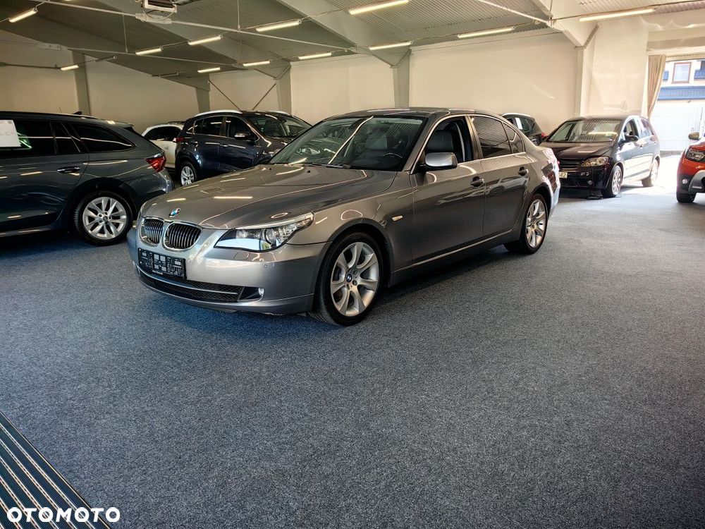 BMW Seria 5 525i Edition Exclusive - 1