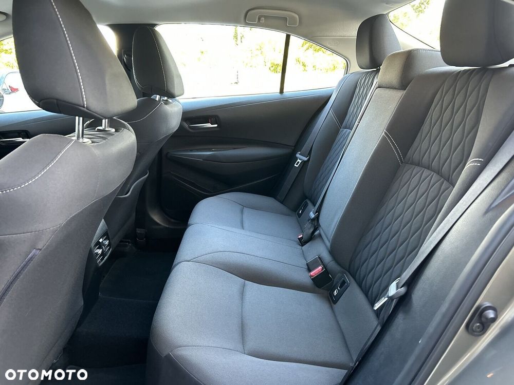 Toyota Corolla - 19