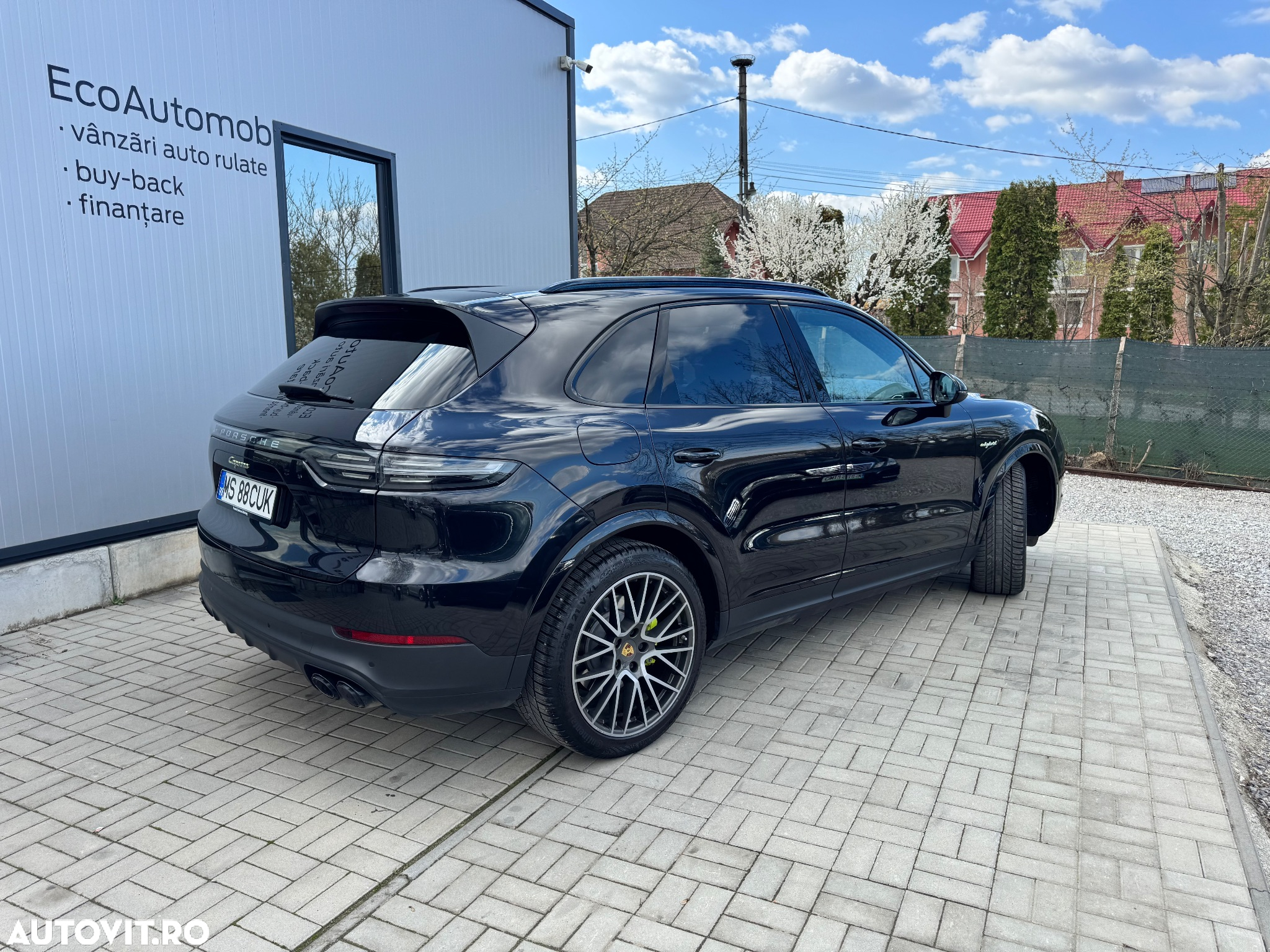 Porsche Cayenne - 16