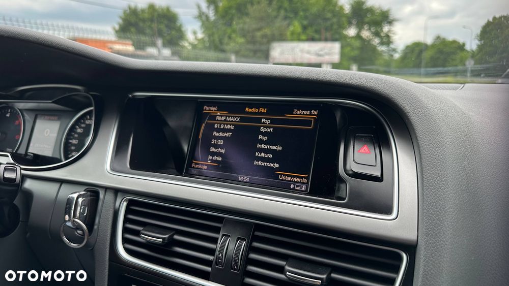 Audi A4 Avant 2.0 TDI DPF clean diesel Attraction - 34